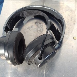 Artix SteelSeries Black Gaming Headset